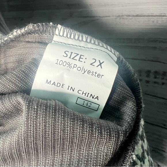 Plus Size 2X Corduroy Houndstooth Colorblock Shacket Jacket Gray and White - Picture 7 of 8